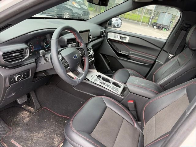 2024 Ford Explorer ST-Line