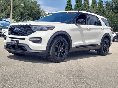 2023 Ford Explorer ST-Line