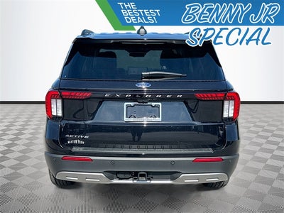 2025 Ford Explorer Active