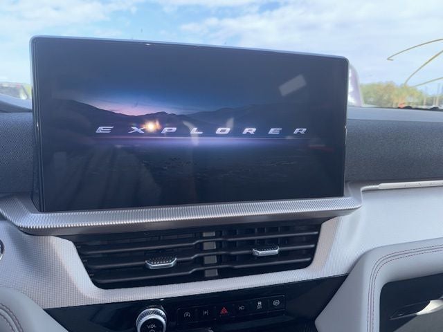 2026 Ford Explorer Active COMFORT PACKAGE