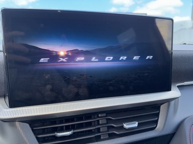 2026 Ford Explorer ST-Line STREET PACK