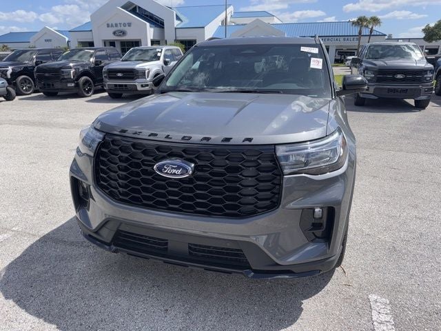 2026 Ford Explorer ST-Line STREET PACK