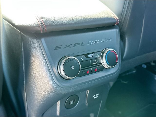 2026 Ford Explorer ST-Line STREET PACK