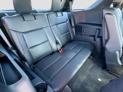 2026 Ford Explorer ST-Line STREET PACK