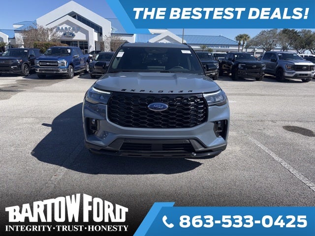 2025 Ford Explorer ST-Line
