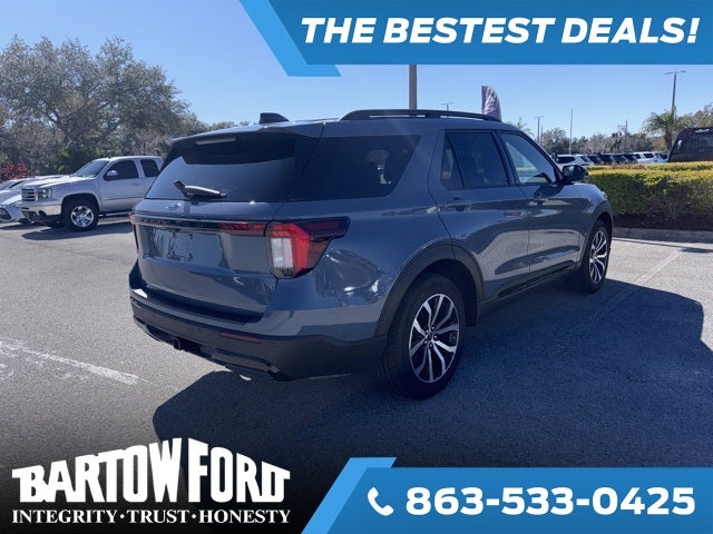 2025 Ford Explorer ST-Line