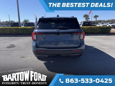 2025 Ford Explorer ST-Line