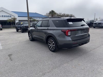 2025 Ford Explorer ST-Line