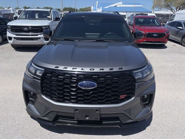 2025 Ford Explorer ST 3.0 V 6