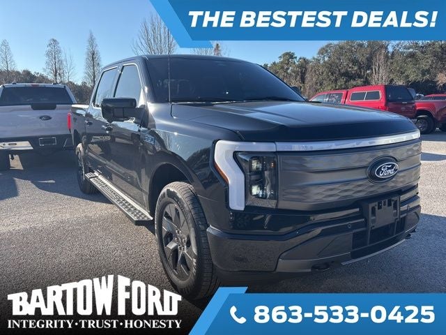 2025 Ford F-150 Lightning Lariat