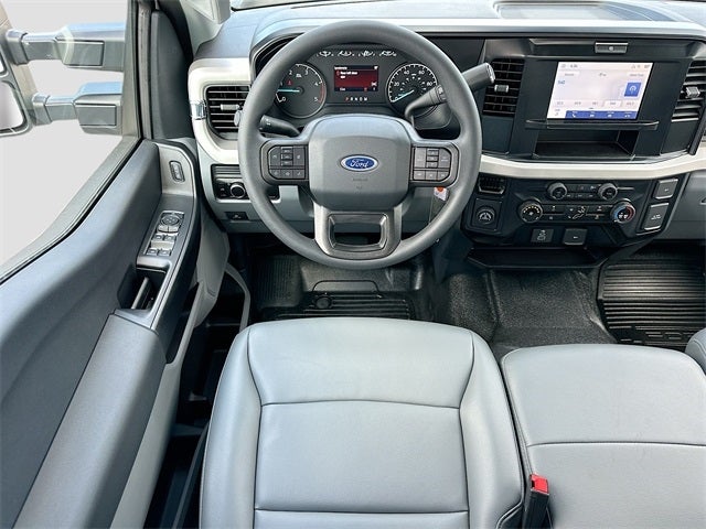 2025 Ford F-250SD XL 2WD CREW CAB