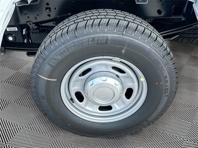 2025 Ford F-250SD XL 2WD CREW CAB