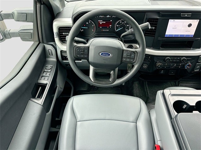 2025 Ford F-250SD XL 2WD CREW CAB