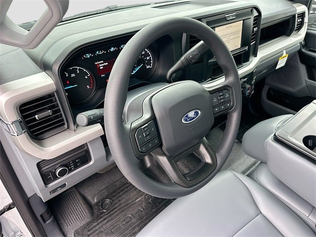 2025 Ford F-250SD XL 2WD CREW CAB