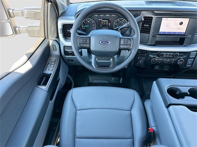 2026 Ford F-250SD XL 4WD CREW CAB