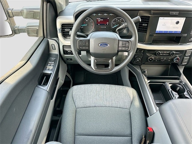 2026 Ford F-250SD XLT 4WD CREW CAB