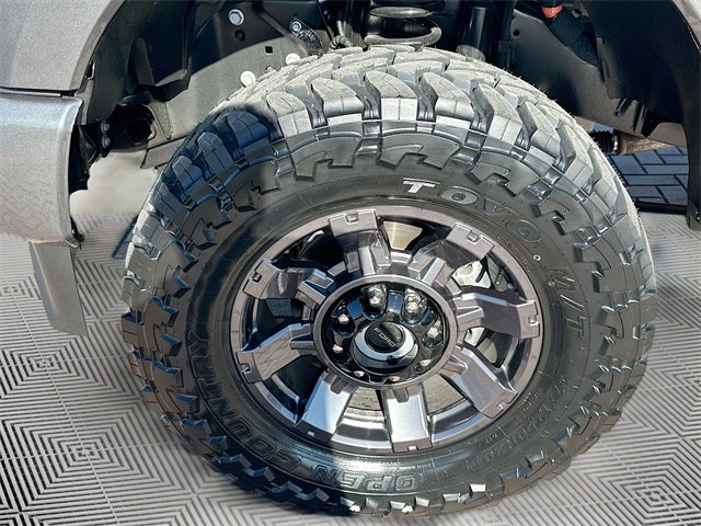 2026 Ford F-250SD STX 4WD CREW CAB / LEVELING KIT & TIRES