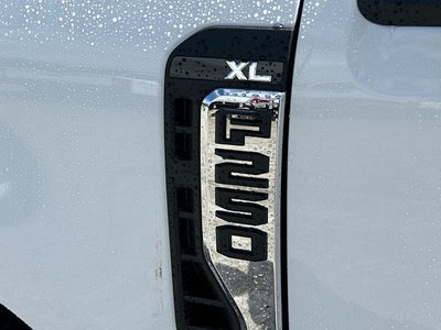 2026 Ford F-250SD XL 4WD CREW CAB