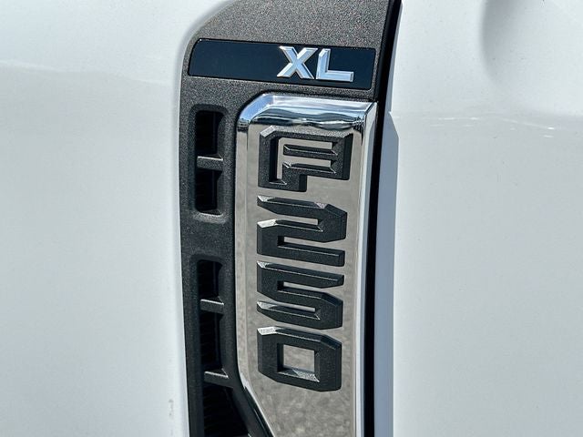 2026 Ford F-250SD XL 4WD CREW CAB