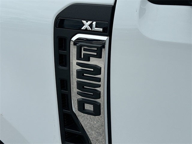 2026 Ford F-250SD XL 2WD SUPER CAB