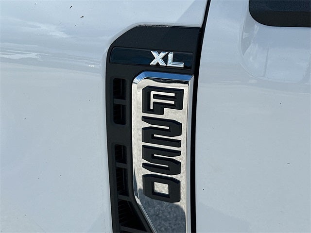 2026 Ford F-250SD XL 2WD SUPER CAB