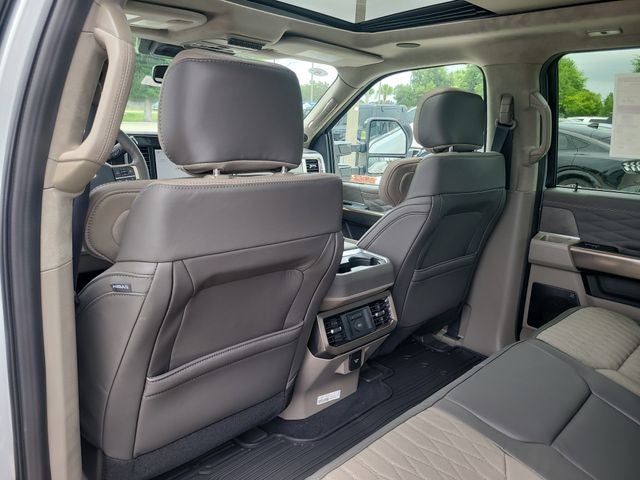 2026 Ford F-250SD Platinum 4WD CREW CAB
