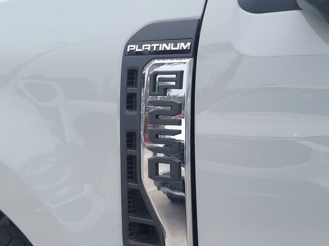 2026 Ford F-250SD Platinum 4WD CREW CAB