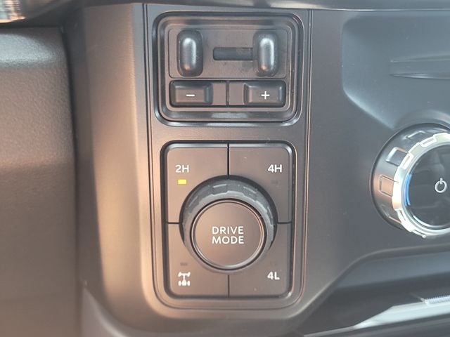 2026 Ford F-250SD Lariat 4WD CREW CAB