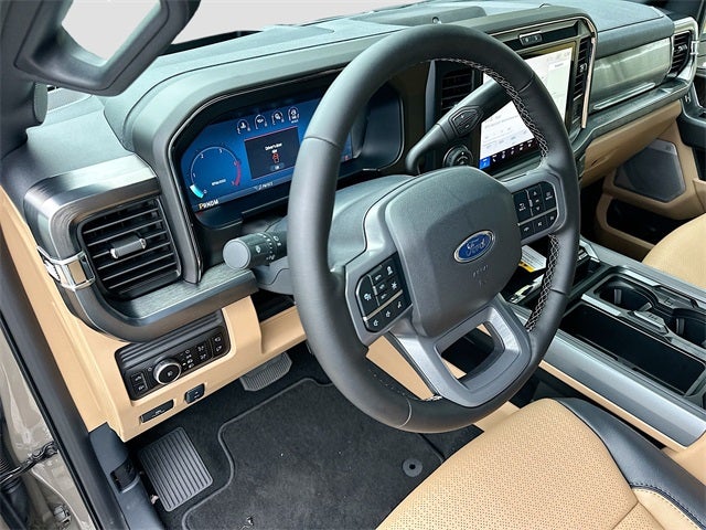 2026 Ford F-250SD Lariat 4WD CREW CAB