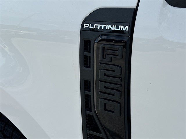 2026 Ford F-250SD Platinum 4WD CREW CAB