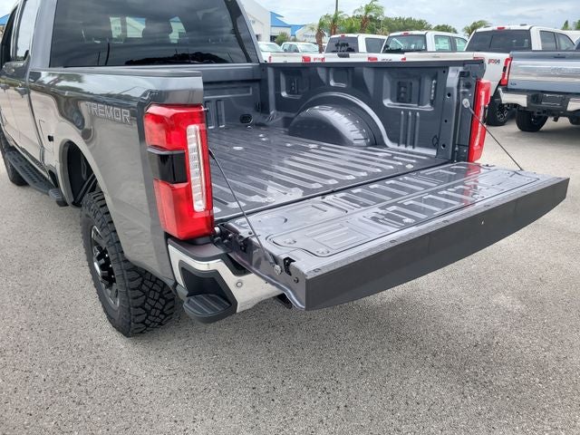 2026 Ford F-250SD Lariat 4WD CREW CAB