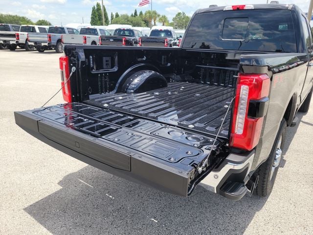 2026 Ford F-250SD Lariat 4WD CREW CAB