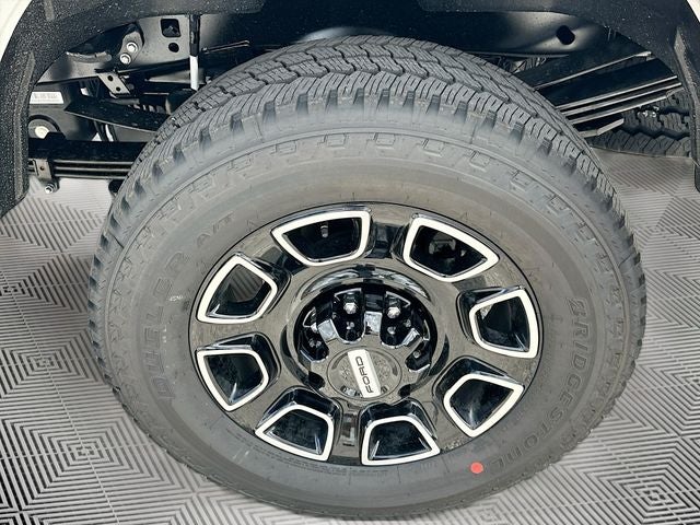 2026 Ford F-250SD Platinum 4WD CREW CAB