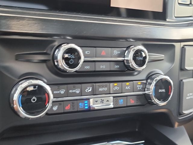 2026 Ford F-250SD Lariat 4WD CREW CAB
