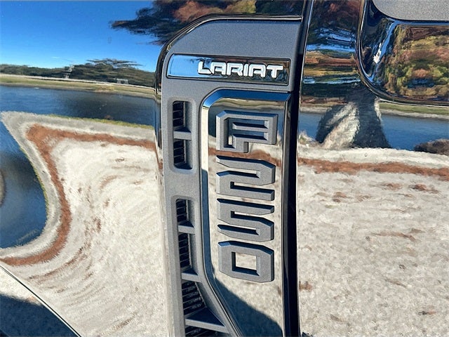 2026 Ford F-250SD Lariat 4WD CREW CAB