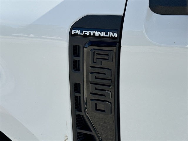 2026 Ford F-250SD Platinum 4WD CREW CAB