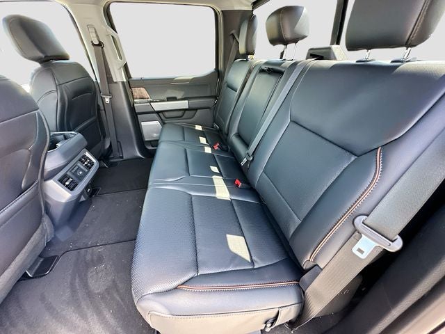 2026 Ford F-250SD Lariat 4WD CREW CAB