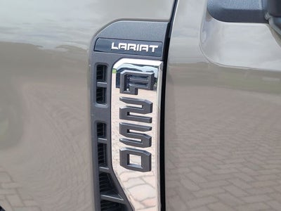 2026 Ford F-250SD Lariat 4WD CREW CAB