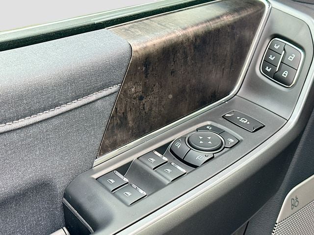 2026 Ford F-250SD Lariat 4WD CREW CAB