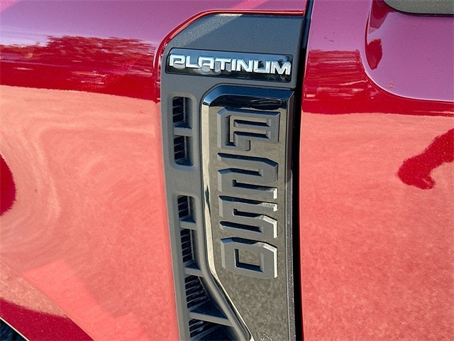 2026 Ford F-250SD Platinum 4WD CREW CAB