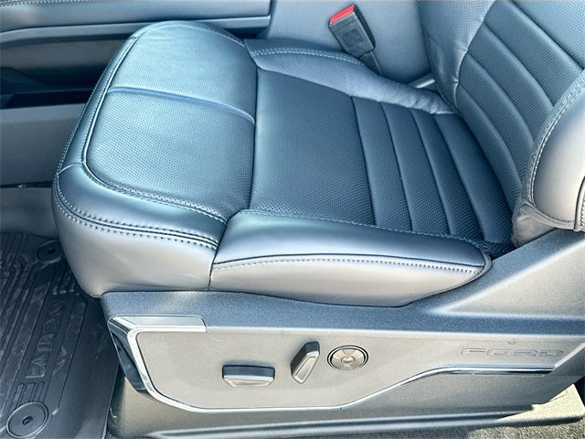 2026 Ford F-250SD Platinum 4WD CREW CAB