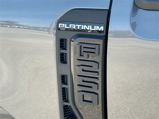 2026 Ford F-250SD Platinum 4WD CREW CAB