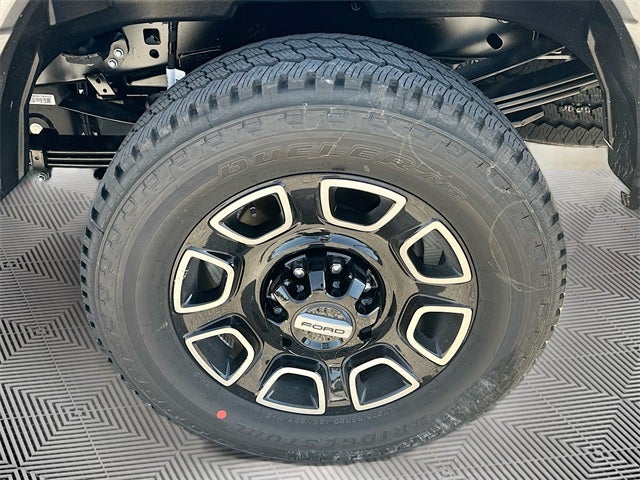 2026 Ford F-250SD Platinum 4WD CREW CAB