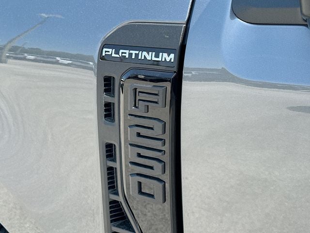 2026 Ford F-250SD Platinum 4WD CREW CAB