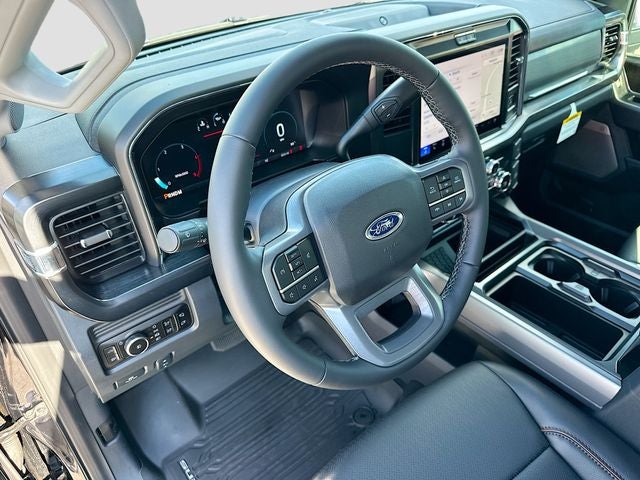 2026 Ford F-250SD Lariat 4WD CREW CAB