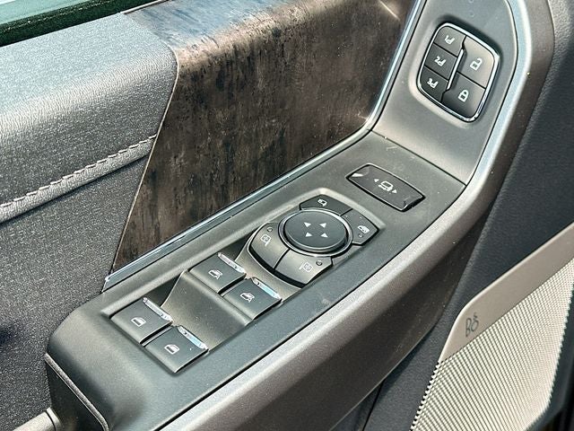 2026 Ford F-250SD Lariat 4WD CREW CAB