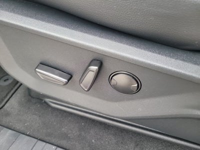 2026 Ford F-250SD Lariat 4WD CREW CAB