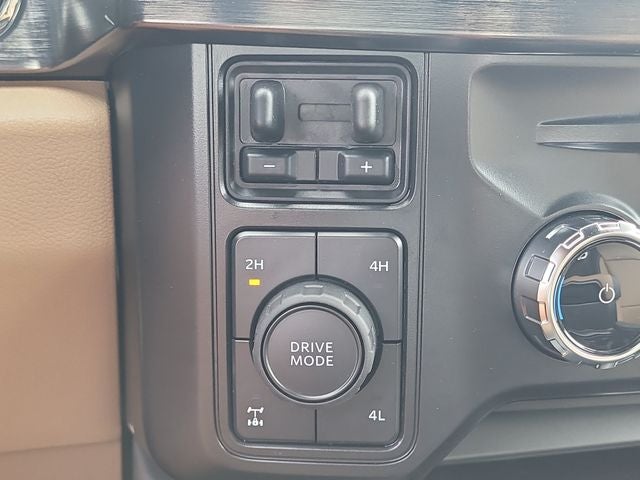 2026 Ford F-250SD Lariat 4WD CREW CAB