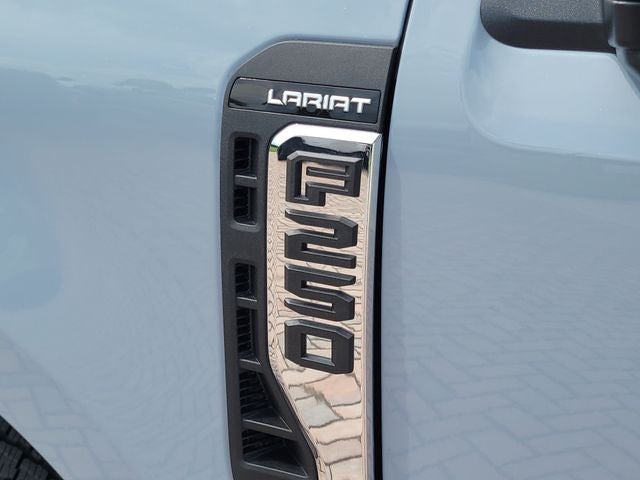 2026 Ford F-250SD Lariat 4WD CREW CAB