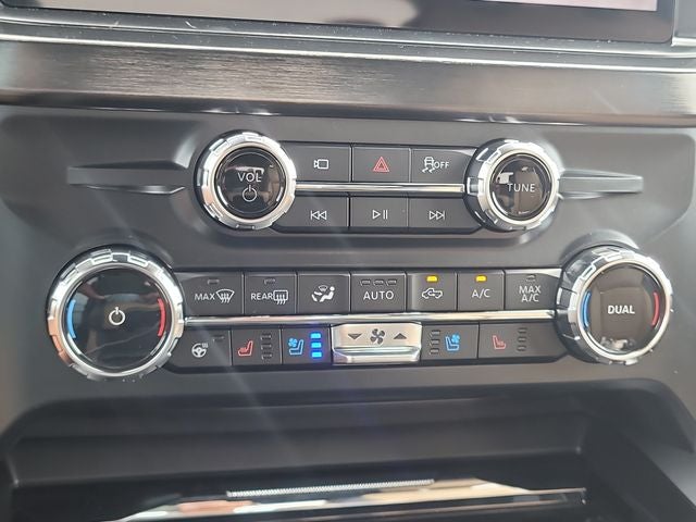 2026 Ford F-250SD Lariat 4WD CREW CAB